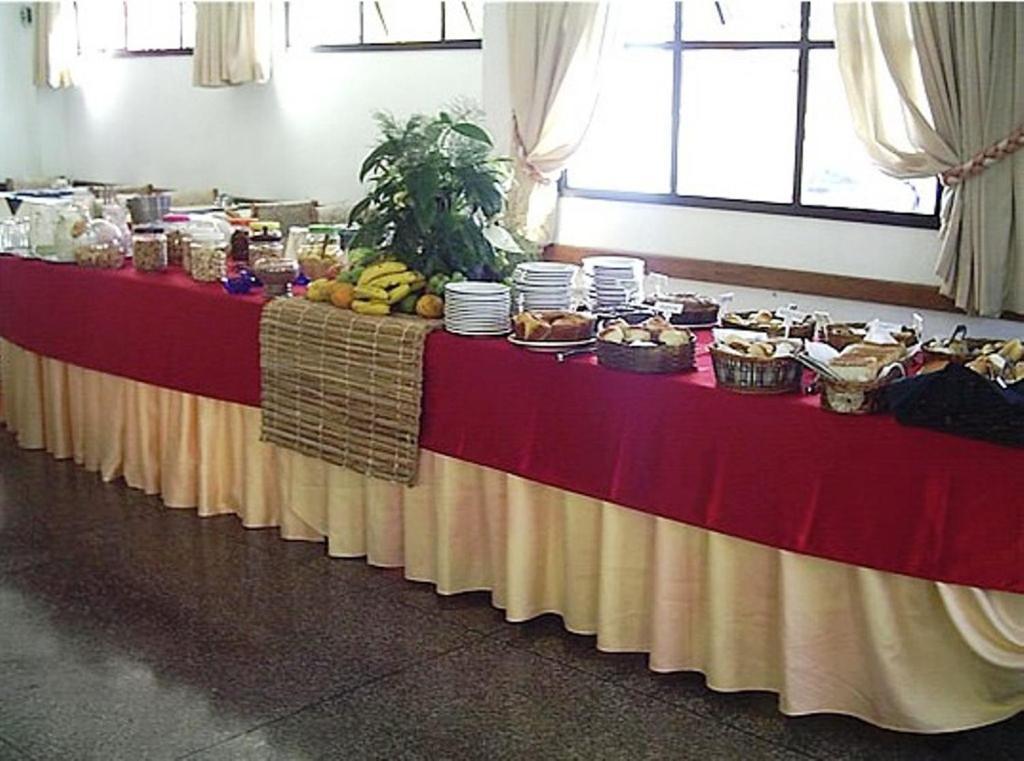 Hotel Real Park Жакареї Екстер'єр фото